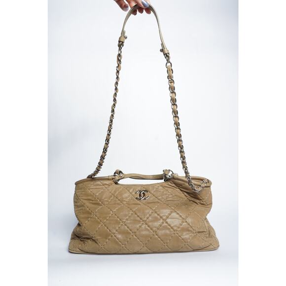 Chanel Wild Stitch Leather 2-Way Bag - Picture 5 of 12